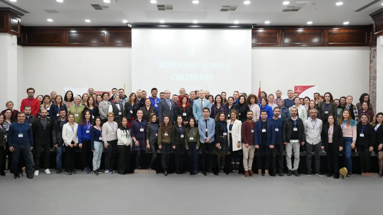 İzmir'de STEM Eğitimi Çalıştayı