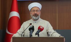 Erbaş: Müslümanların ihtilaflı meselelerine çözüm üretmeliyiz