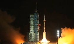 Çin, Shenzhou-19 uzay aracını yörünge istasyonuna fırlattı