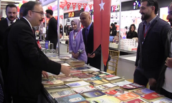 Siirt Kitap Fuarı, kapılarını kitapseverlere açtı