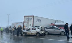 Bitlis'te 15 aracın karıştığı zincirleme kaza: 20 yaralı