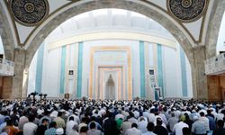 Cuma Hutbesi: Fedakârlığın zirvesi isar