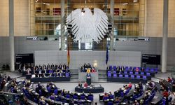 Almanya’da 50 milyar euroluk silah alımı paketi Meclis’ten geçti