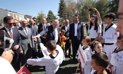 Bakan Bak: GSB spor okullarından bu yıl 1 milyon 811 bin çocuk yararlandı