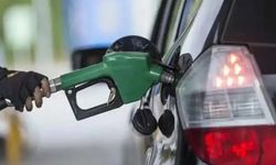 Benzinin litre fiyatına 2,02 liralık indirim