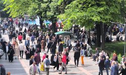 Bursa Tüketiciler Derneği Genel Başkanı Yılmaz: Asgari ücret tartışmaları fiyatları tetikliyor, tüketici zamdan önce kaybediyor