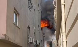 Cizre'de bir evde çıkan yangında ev kullanılamaz hale geldi