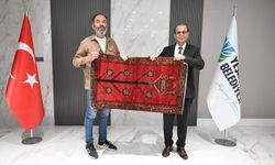 'Gençlik ve ailem' temalı 1. kısa film yarışması konuklarından Başkan Geçit'e ziyaret!