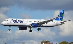 Havada kaos: ABD ordusu bir yolcu uçağını çarpışmanın eşiğine getirdi