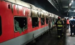 Hindistan'da trende yangın: 1 ölü