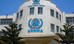 İşgalciler Kudüs'teki UNRWA merkezini bastı: Bölge tamamen kuşatıldı