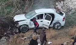 Kontrolden çıkan otomobil dereye düştü: 1 ölü 2 yaralı