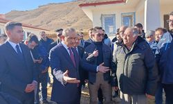 Malatya'da depremzedelere köy evleri teslim edildi