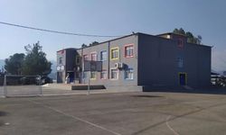 Mersin'de okulda silahlı saldırı: Okul müdürü yaralandı