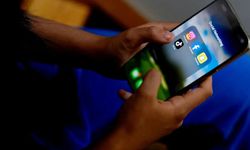 Pakistan, sosyal medya platformlarını yerel ofisler kurmaya ve uyumluluğu artırmaya çağırdı