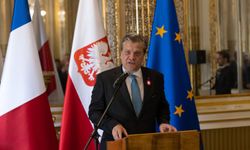 Polonya'nın Paris Büyükelçisi Rosciszewski görevden alındı