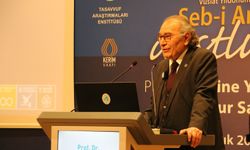 Prof. Dr. Tarhan: Mevlâna, değişimle mücadele etmek yerine değişimi yönetmeyi tavsiye eder