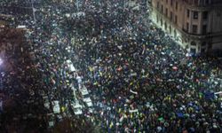 Romanya'da on binler yargıdaki yolsuzlukları protesto için meydanlara indi
