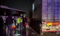 Sakarya’da 6 aracın karıştığı zincirleme kazada 12 kişi yaralandı