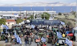 Yunanistan’da yolsuzluk iddialarıyla başlayan çiftçilerin eylemleri devam ediyor