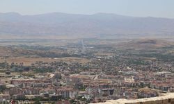 59,7 milyarlık yatırım tartışması: Elazığ hizmet mi bekliyor, algı mı üretiliyor?