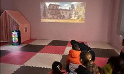 Bitlis’te atıl okul, öğretmenin çabasıyla drama sınıfına dönüştü