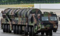 Güney Kore Hyunmoo-5 balistik füzesini konuşlandırdığını duyurdu