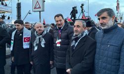 HÜDA PAR Genel Başkan Vekili Demir, Galata’daki Gazze yürüyüşüne katıldı