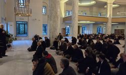 Bursa'da 33 görme engelli öğrenci umreye uğurlandı