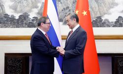 Çin Dışişleri Bakanı, Kübalı mevkidaşıyla görüştü