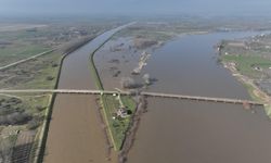 Edirne’de Meriç Nehri’nin debisi düşüşe geçti