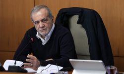 İran medyası: Pezeşkiyan, ABD ile nükleer mesele görüşmelerinin başlatılmasını istedi