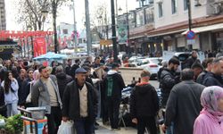 Diyarbakır'da çarşı ve pazarlarda bayram hareketliliği