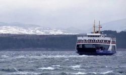 Güney Marmara'da feribot seferlerine fırtına engeli