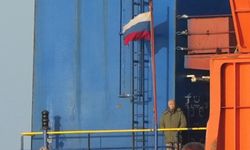 Rusya, ticaret gemileri için silahlı refakatçi bulundurmayı değerlendiriyor