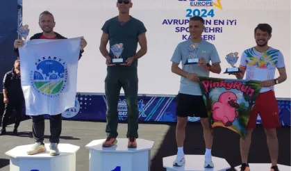 Sakaryalı atletizm sporcuları Kayseri’den madalyalarla döndü