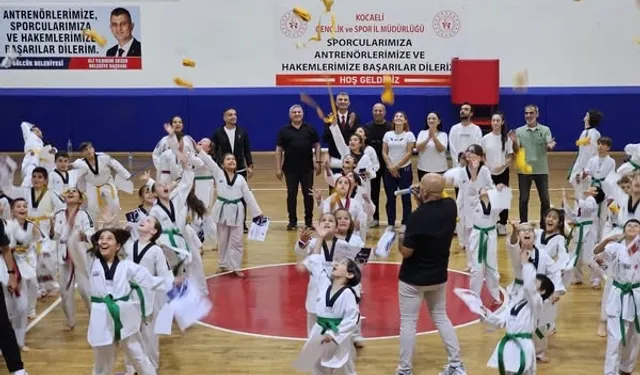 Gölcüklü taekwondocular kuşak atladı