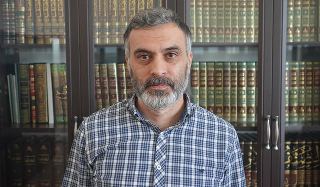 Gençlik, kimlik ve kulluk: İstikamet üzere bir hayat