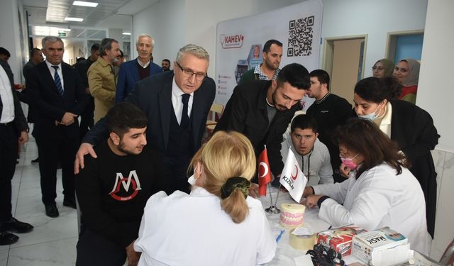 Batman'da özel gereksinimli öğrencilere ücretsiz diş sağlığı taraması
