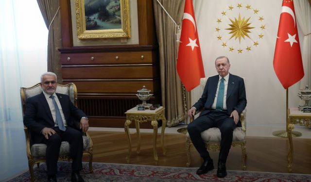 Cumhurbaşkanı Erdoğan, HÜDAPAR Genel Başkanı Yapıcıoğlu’nu kabul etti