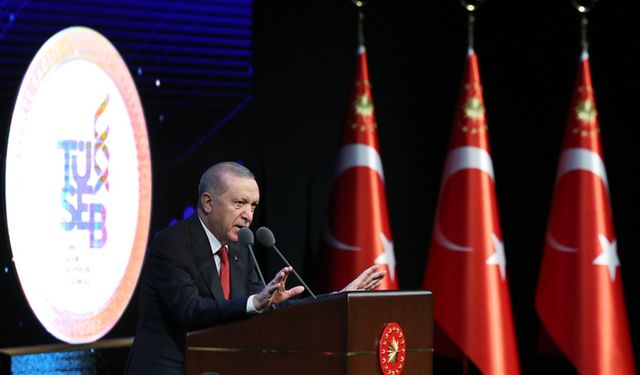 Cumhurbaşkanı Erdoğan: Savunma sanayiinde olduğu gibi sağlıkta yerlileşmede de engellerle karşılaşıyoruz