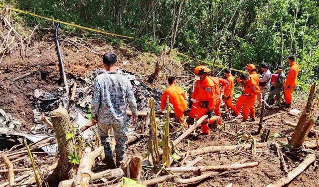 Filipinler'de helikopter kazası: 6 ölü