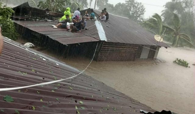 Filipinler'de Kalmaegi Tayfunu'nda ölü sayısı 66'ya yükseldi