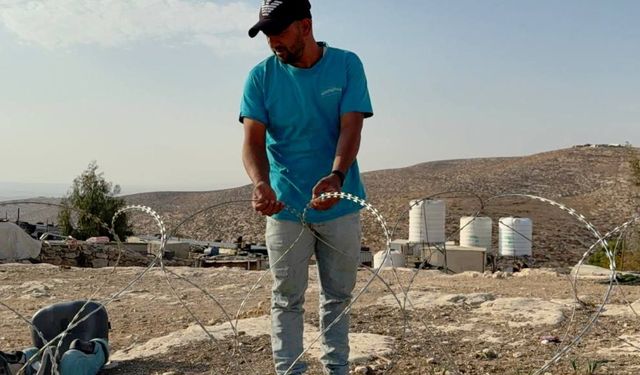 Filistinliler işgalcilerden korunmak için köylerini çitle çevirmeye başladı