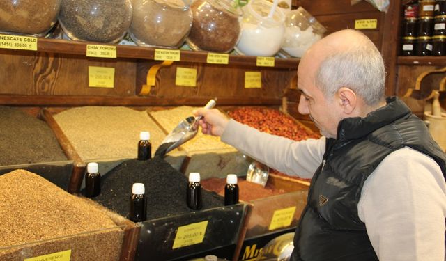 Kış aylarında taze sıkım çörek otu yağına yoğun ilgi 