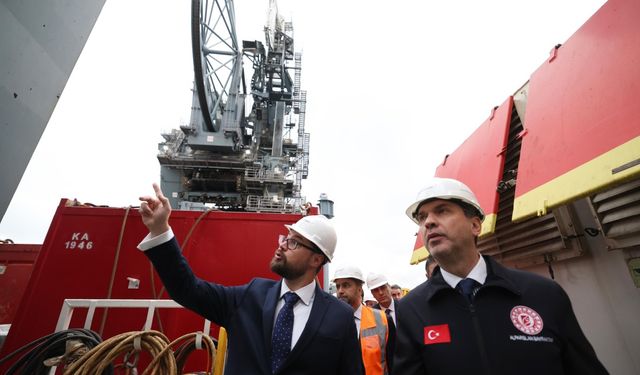 Bakan Bayraktar, Sakarya Gaz Sahası Faz-2 çalışmalarını inceledi