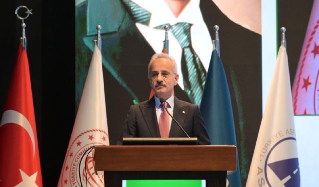Bakan Uraloğlu: Türkiye son 10 yılda otoyol artış hızında Avrupa birincisi