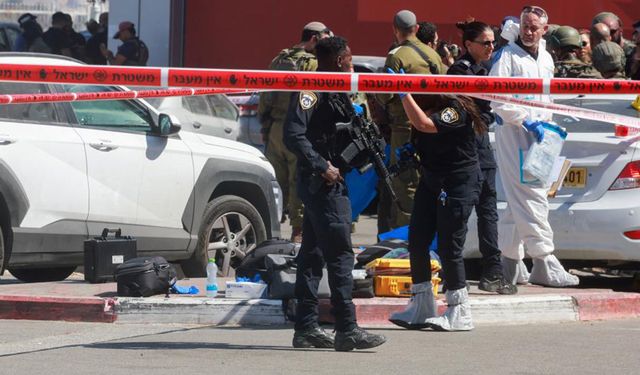 Batı Şeria'da bıçaklı ve araçlı eylemler: 3 siyonist asker yaralandı