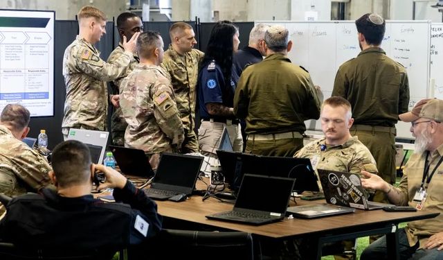 Guardian: israil, Gazze ateşkesini izleyen ABD güçlerini gizlice dinledi