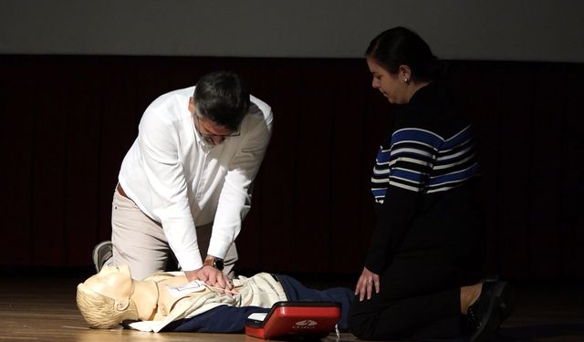 Kalp krizine artık herkes ilk müdahaleyi yapabilecek